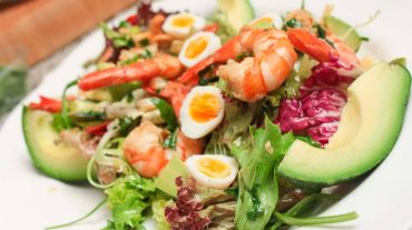 recipe picture salad with shrimp avocado