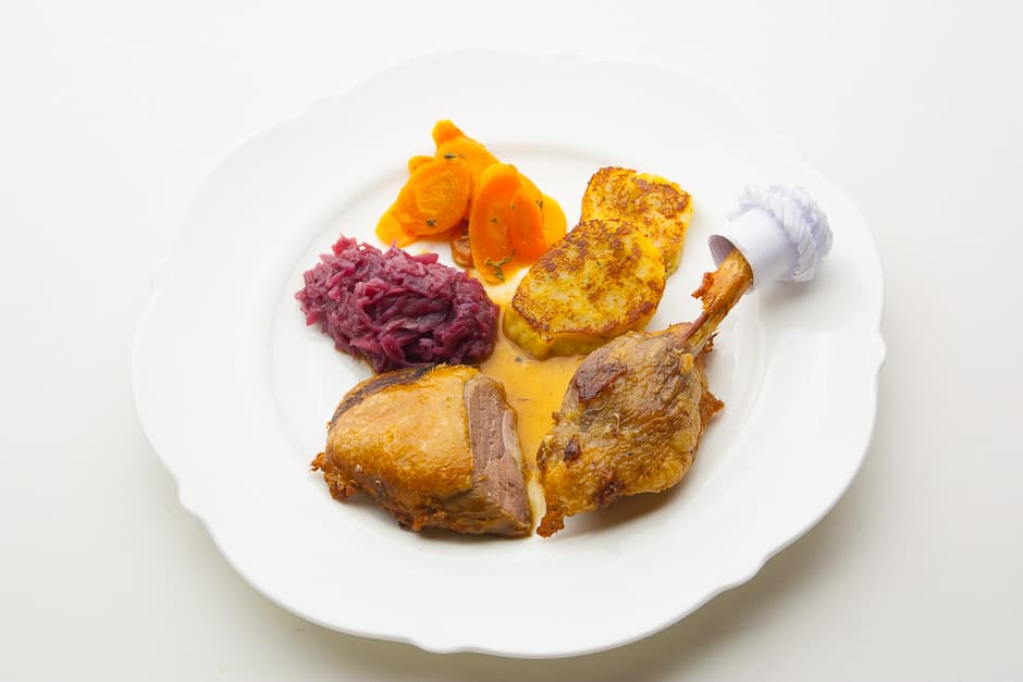 Bavarian roast duck