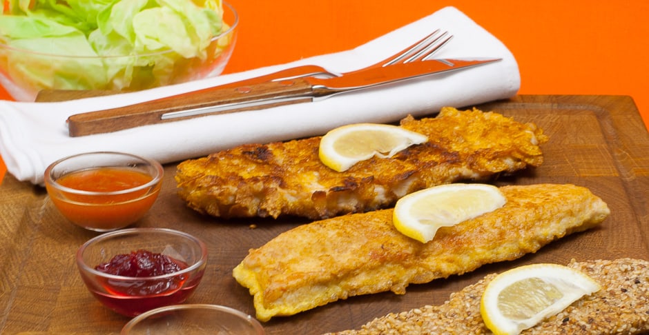 Egg-coated schnitzel, prepared with veal, it is a Parisian-style schnitzel.