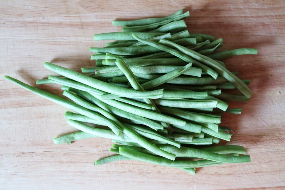 Cleaned green beans