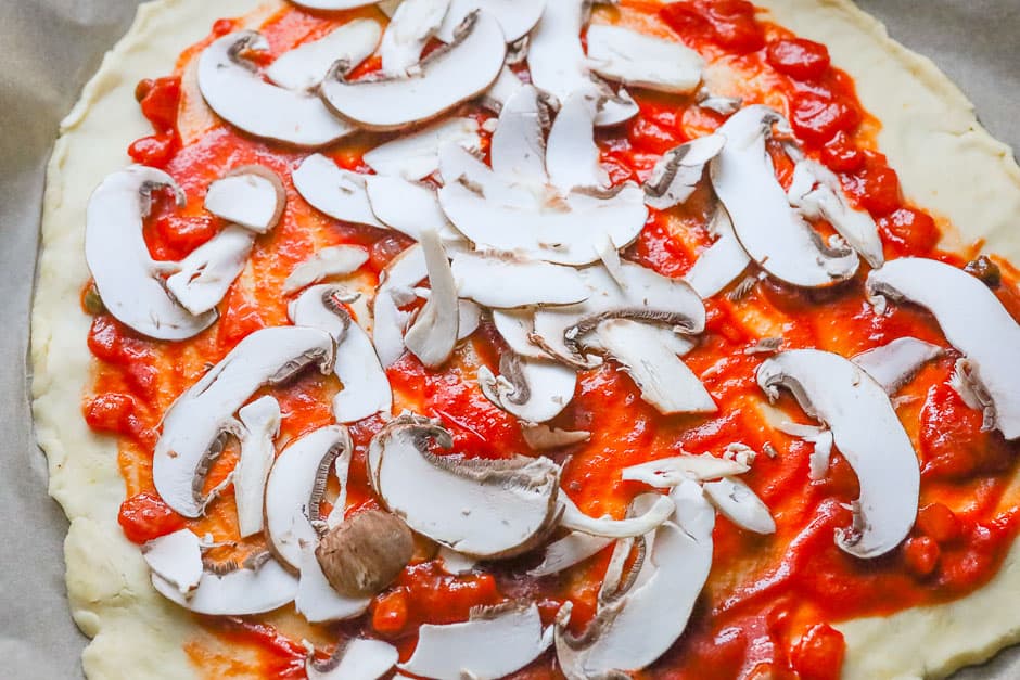 Pizza with mushroom slices