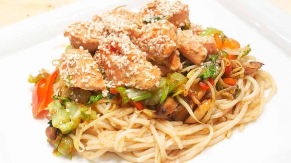 Asian noodles with salmon