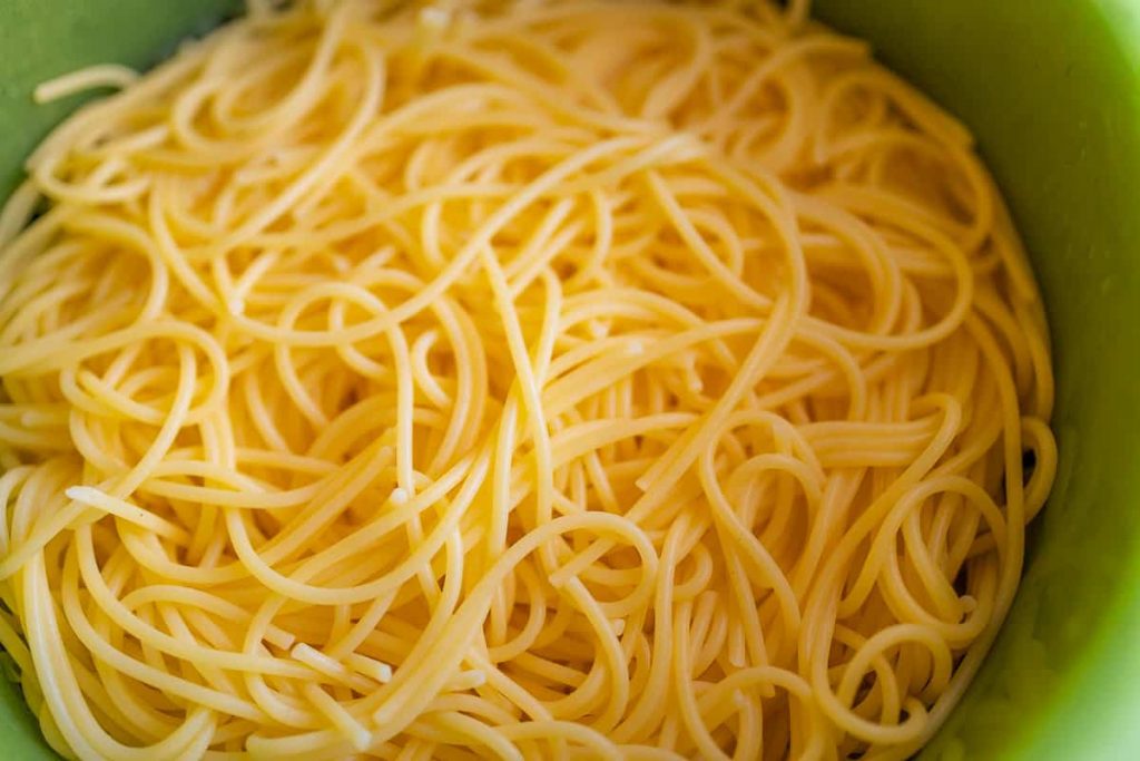Cooked spaghetti