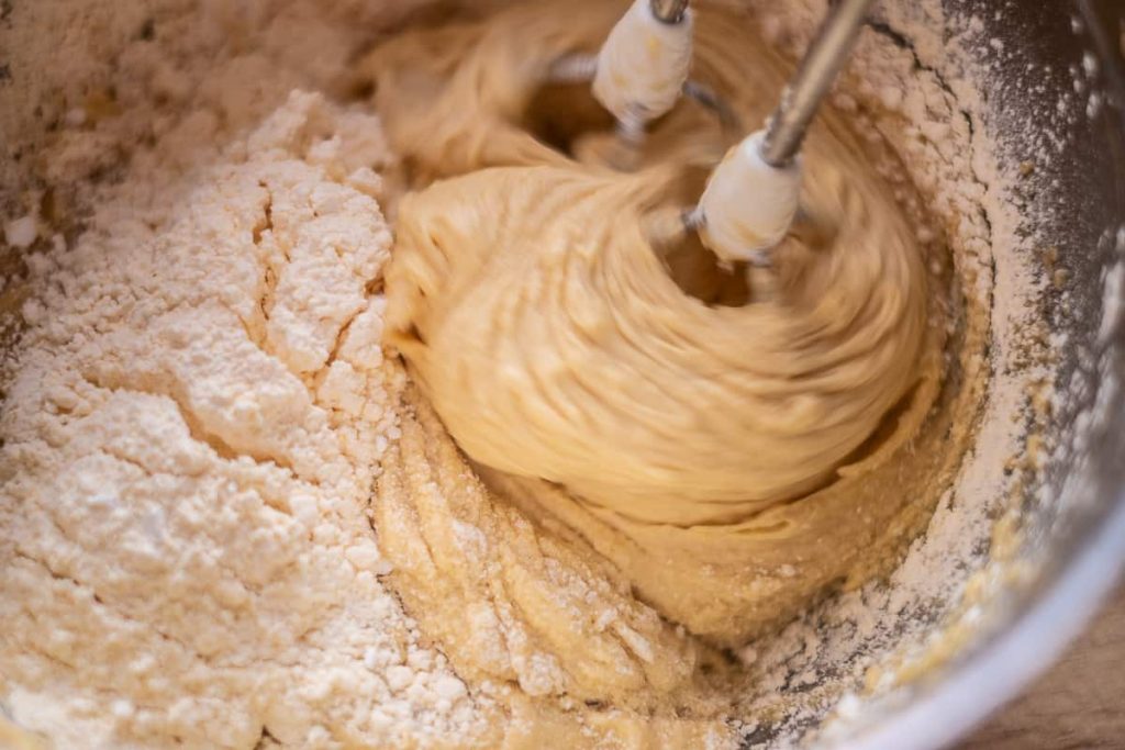 Mix the dough with the flour