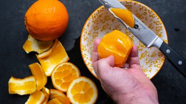 Cut out the orange fillet