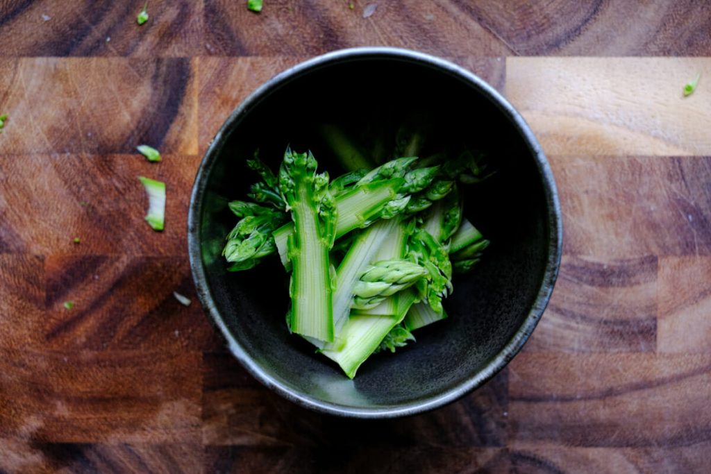 Green asparagus tips strips