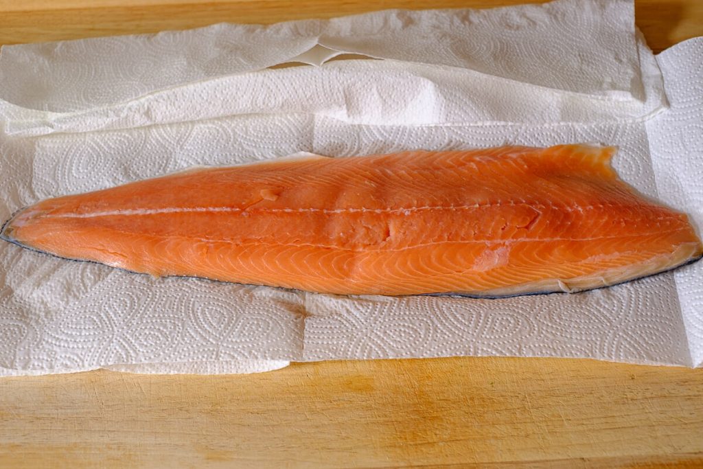 Packed salmon fillet