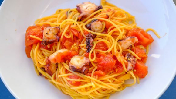 Spaghetti with pulpo
