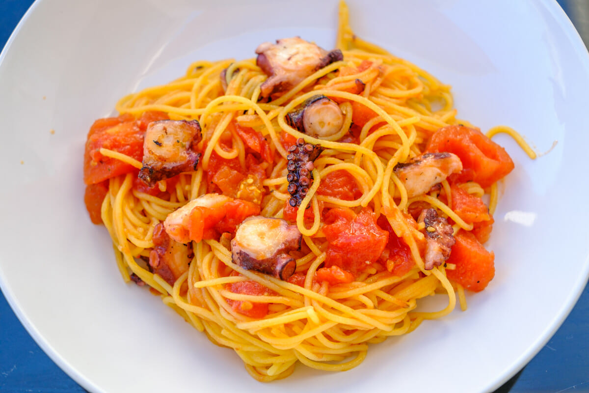 Spaghetti with pulpo