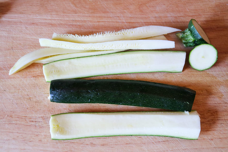 Prepare zucchini.