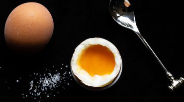 how to boil eggs article pic