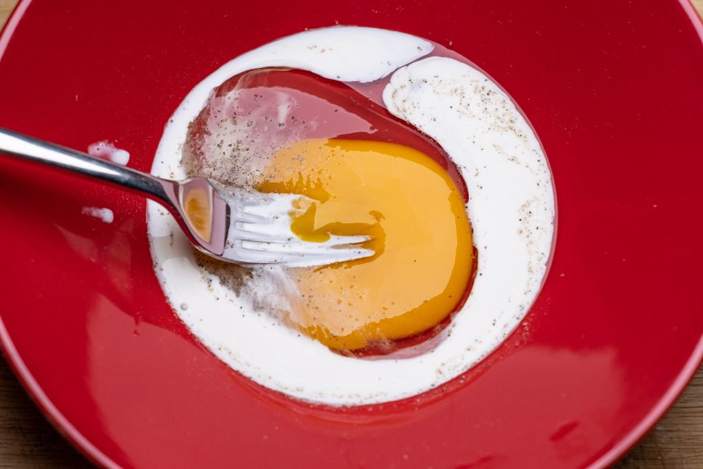Egg with cream and spices