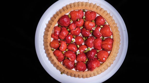 Strawberry cake recipe image
