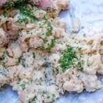 Mix the bread dumpling mixture with the parsley
