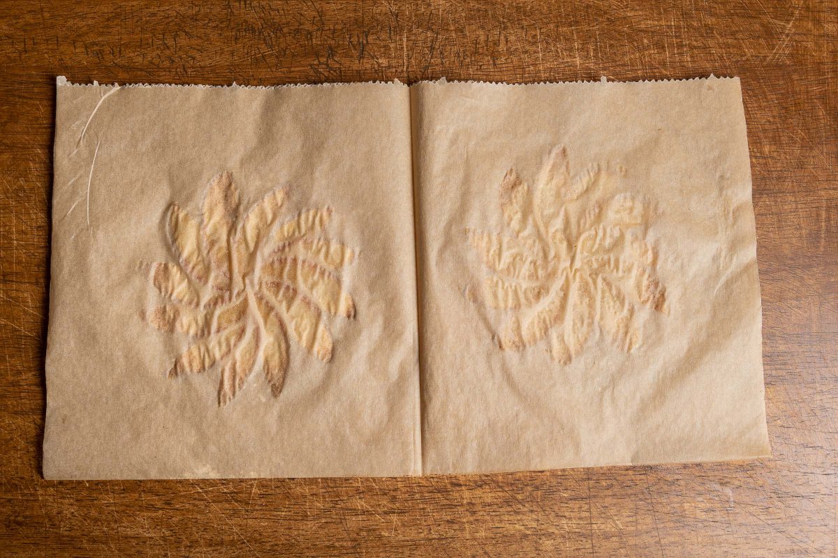Apple flowers baked in baking paper
