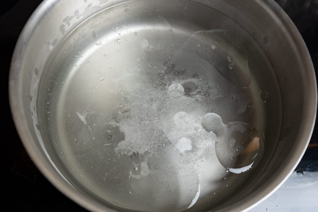 Boiling pasta water in the pot