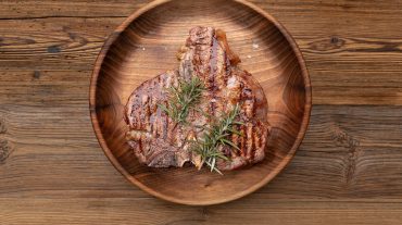 Porterhouse Steak Recipe Image © Thomas Sixt